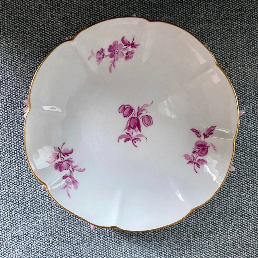 Gammal Meissen Applique porslinskopp och fat med blommor