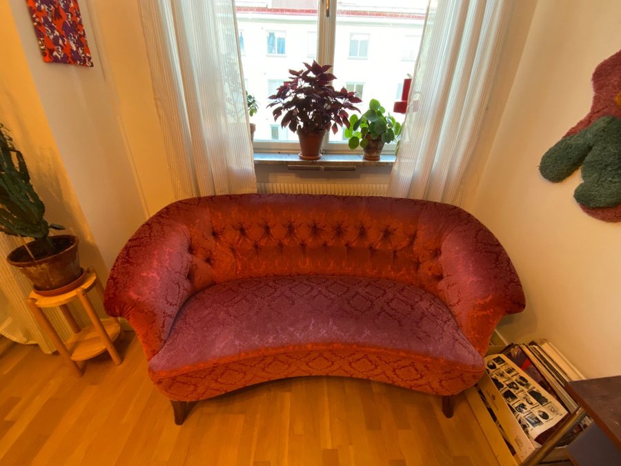 Soffa i sammet 50-tal