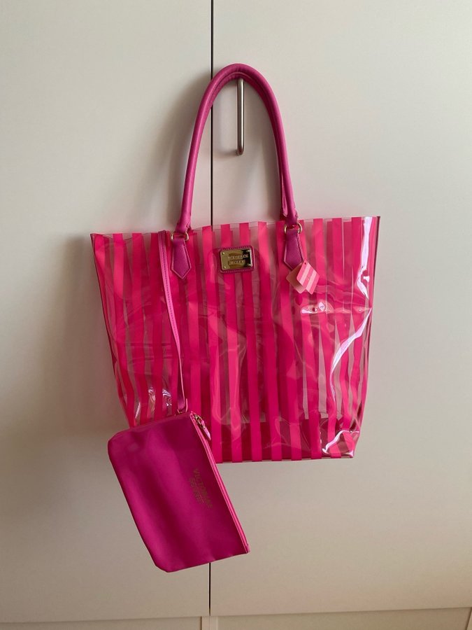 Ny stor rosa väska Victoria's Secret med necessär / pink bag