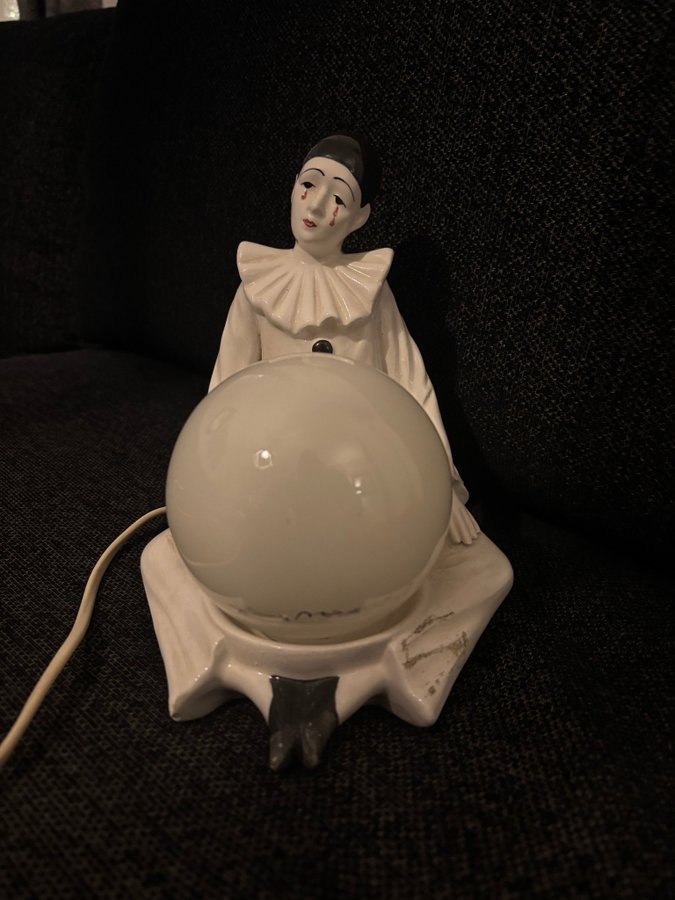 Porcelain bordslampa med clownmotiv