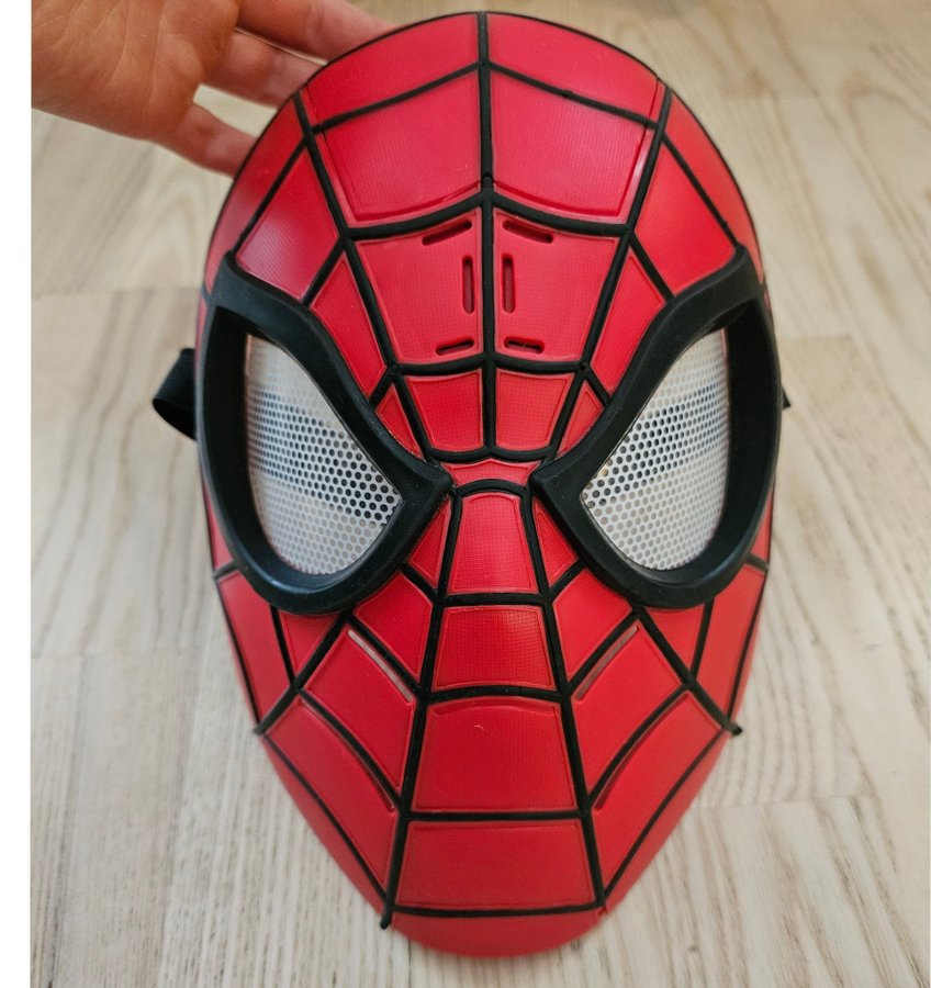 Spiderman Mask med Ljud