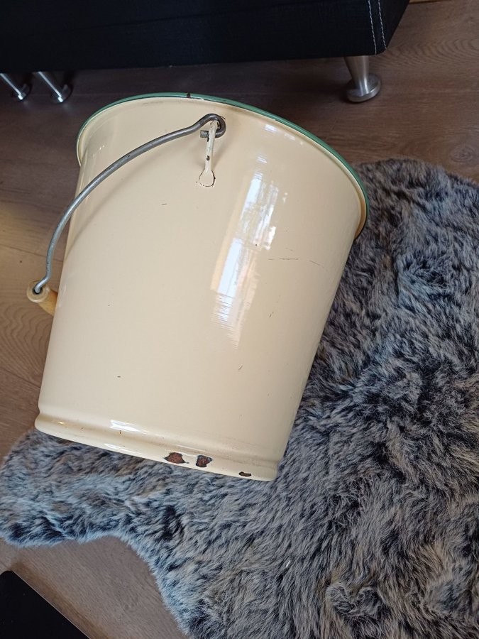 Kockums emalj hink stor modell 15liter 30cm sweden antikt kärl fin