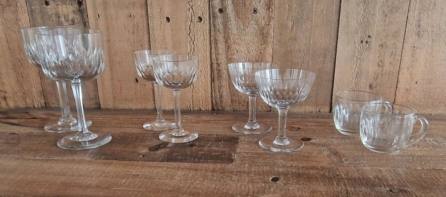 Kosta Boda Ulle 8 st vinglas glas - set olika glas