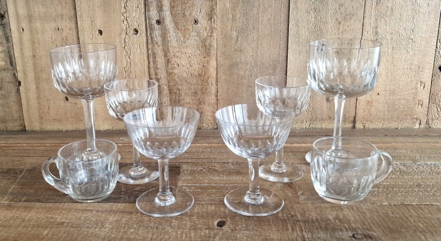 Kosta Boda Ulle 8 st vinglas glas - set olika glas