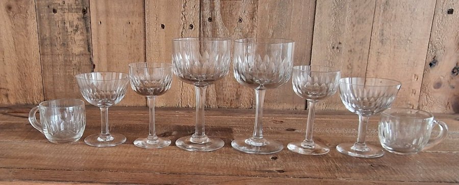 Kosta Boda Ulle 8 st vinglas glas - set olika glas