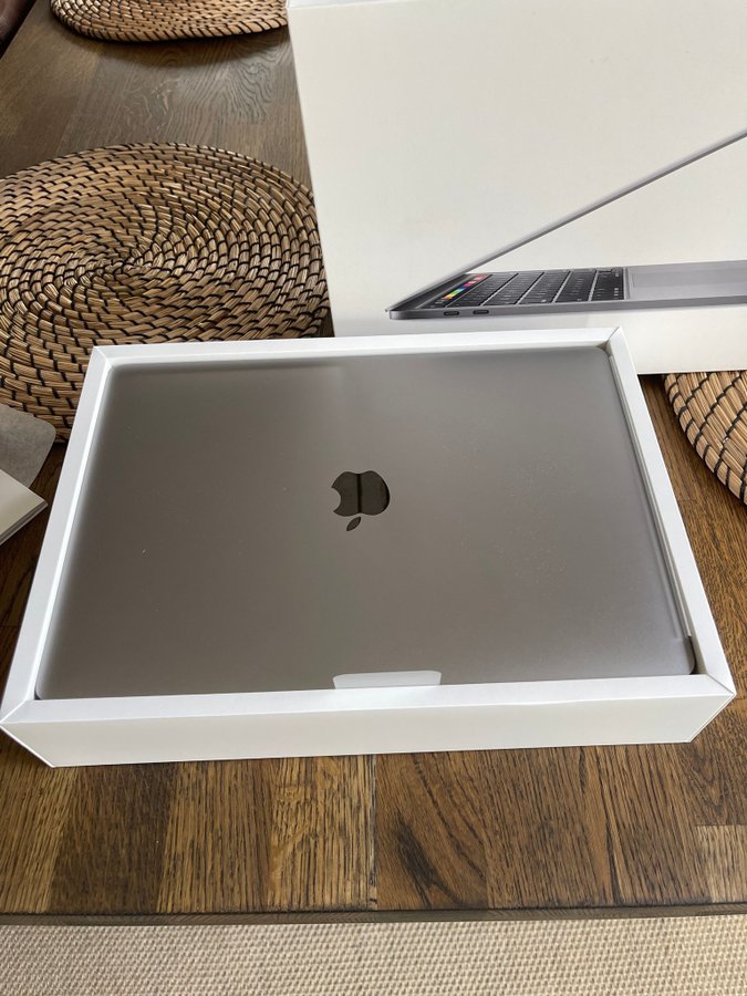 MacBook PRO 13” - 2020 16GB 256GB - A2289