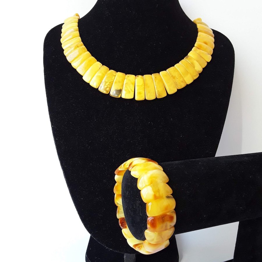 Yellow Baltic amber gemstone jewelry set: stretchy bracelet and collar necklace