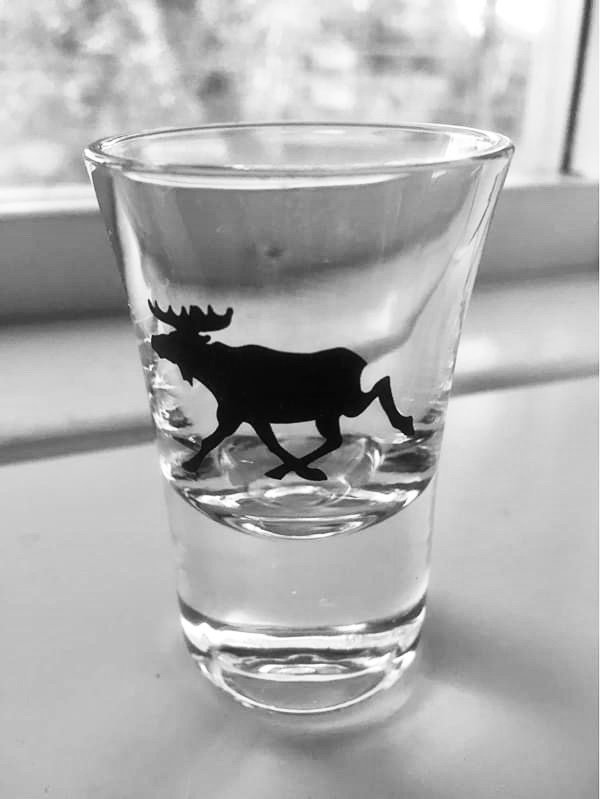 6 stycken nya Snapsglas, shotsglas med älgmotiv