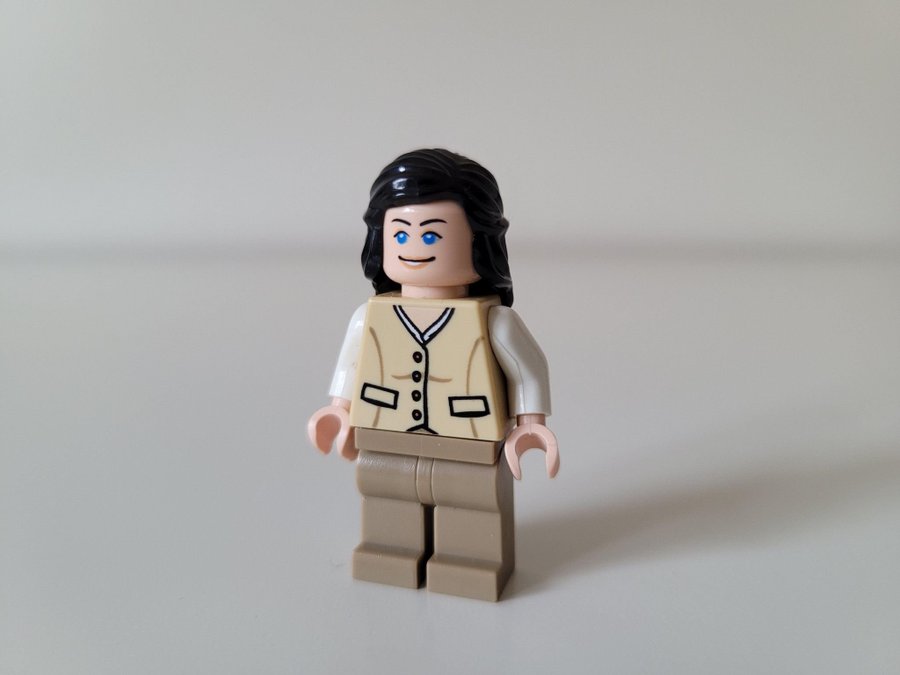 Lego - Indiana Jones - Marion Ravenwood - iaj019 - Minifigur