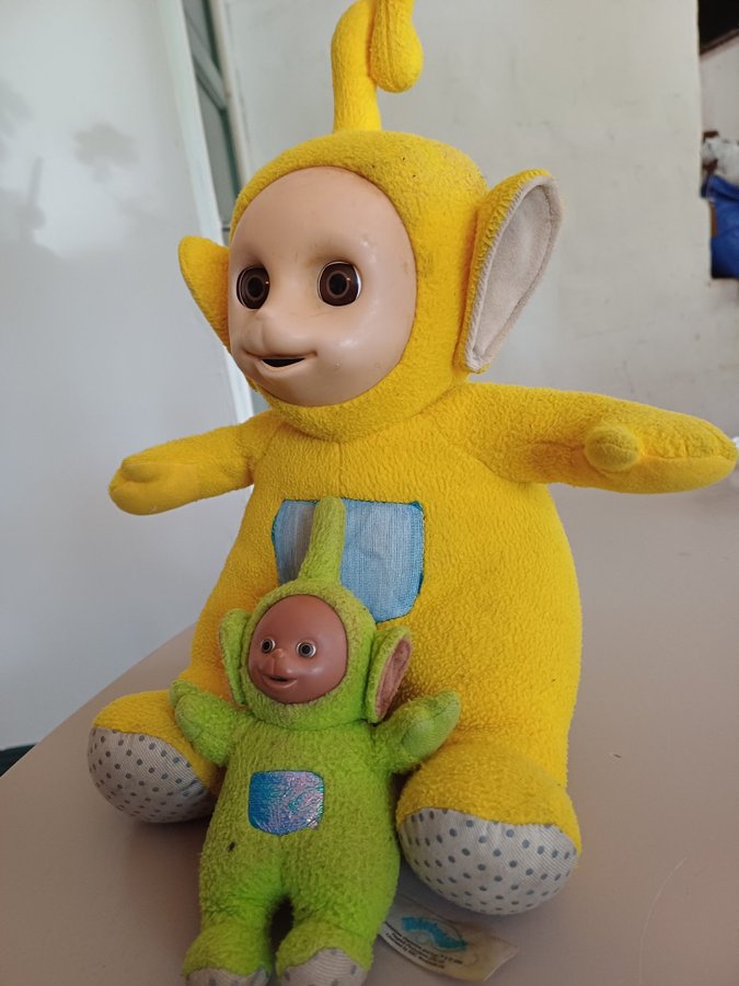 Teletubbies Plush Toys - Big Yellow Teletubby with Little Green Teletubby