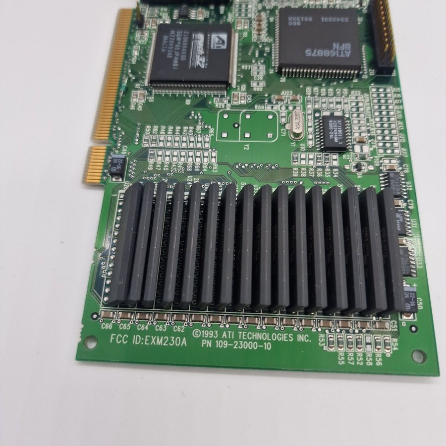 ATI 109-23000-10 Mach32 PCI Video Card