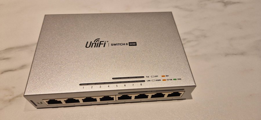 UniFi Switch 8 portar 60W