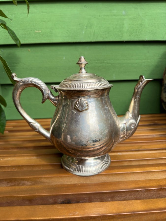 Vintage silver plated teapot