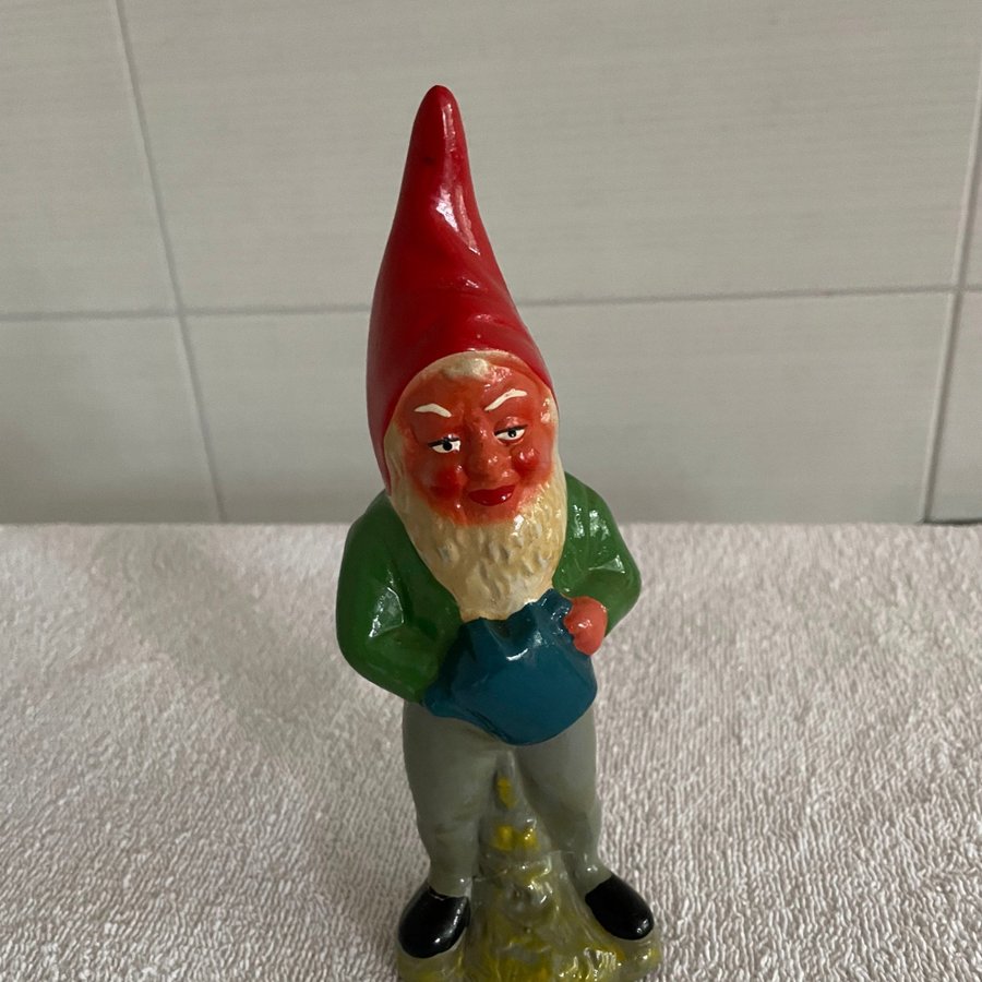 RETRO TOMTE GRÄFENRODA DDR TERRAKOTTA 1 STYCK MED KANNA