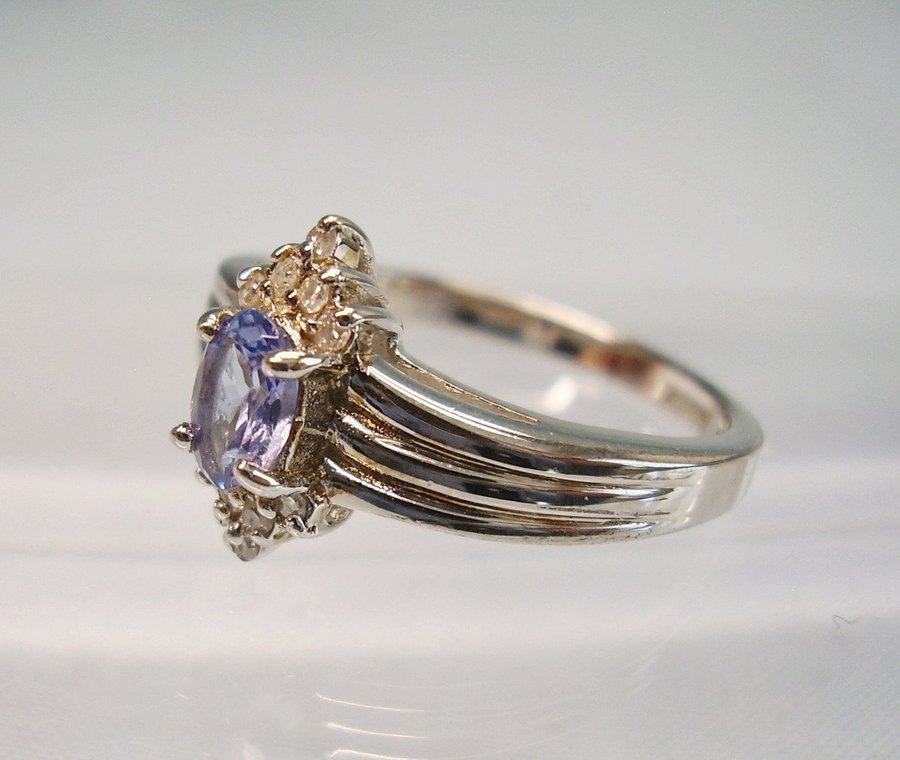 DESIGNER TANZANITE - DIAMANTRING / DESIGNER TANSANIT - DIAMANT RING