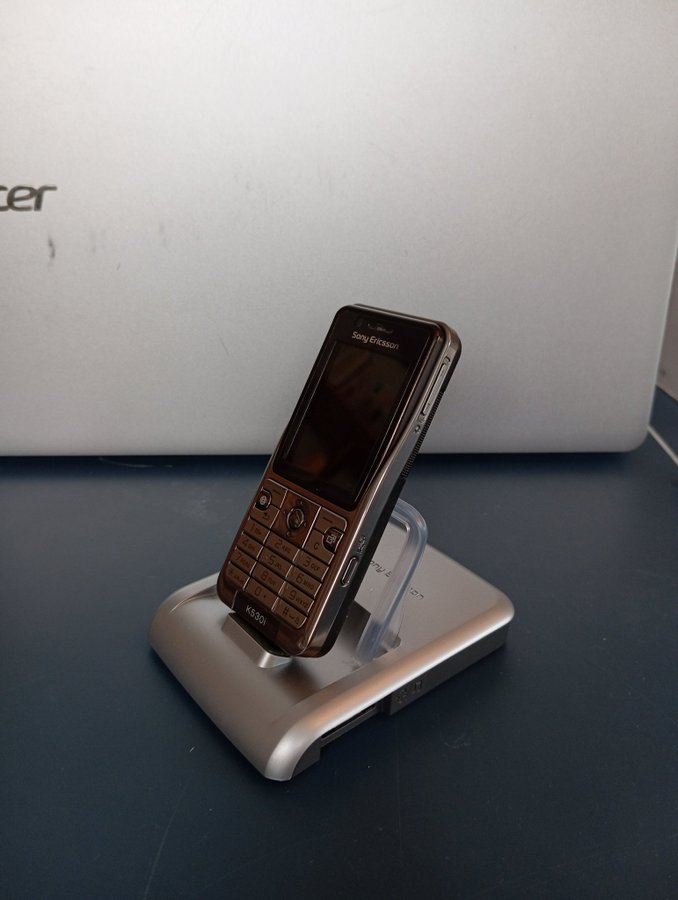 Sony Ericsson K530i i originalförpackning