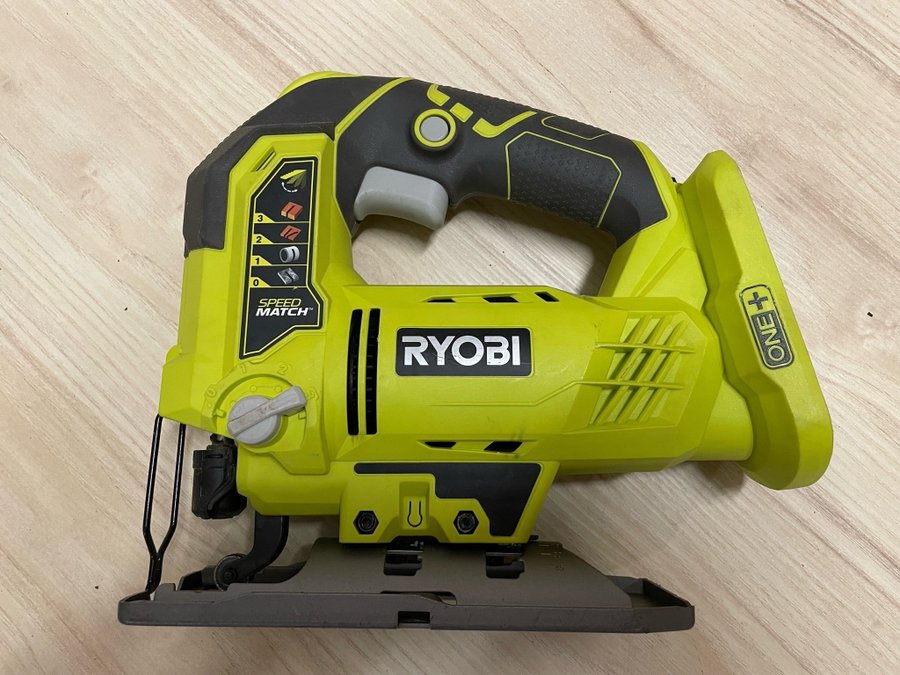 Ryobi R18JS sticksåg