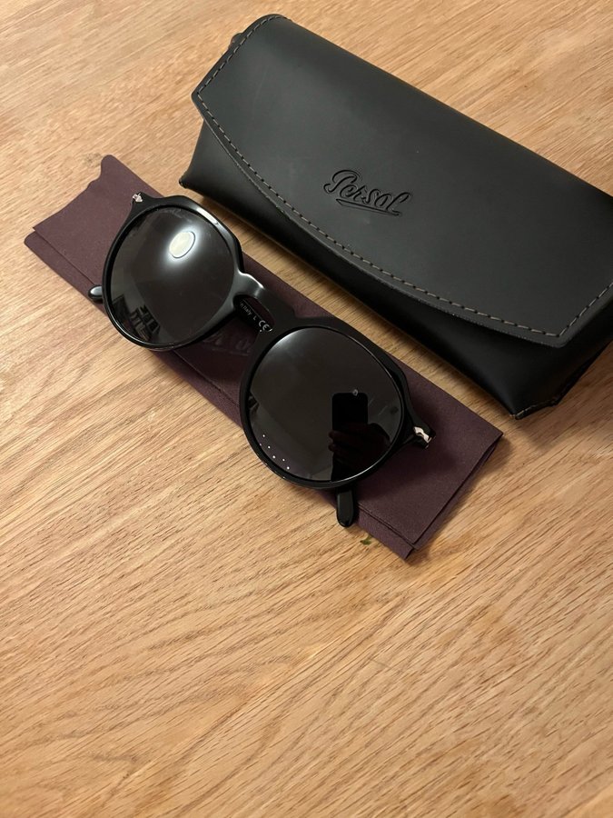 Persol sunglasses PO3281S