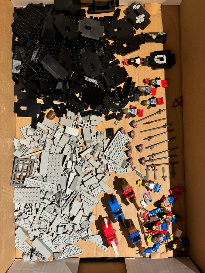 LEGO 6085 - Black Knight's Castle