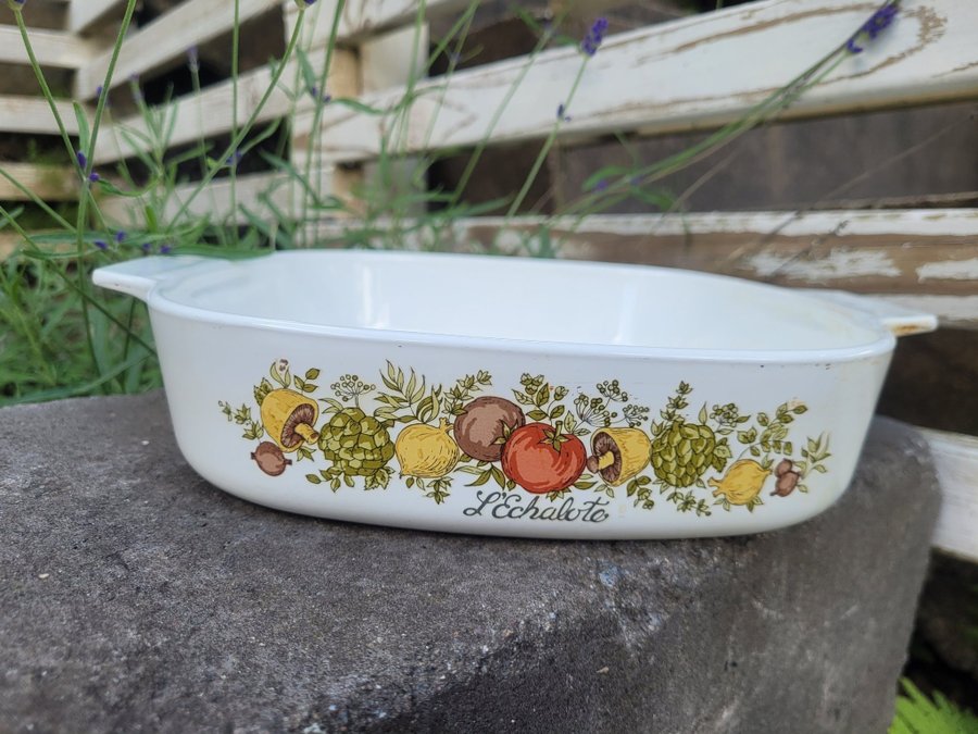 Vintage ugnsform / Corning ware / USA / l echalote