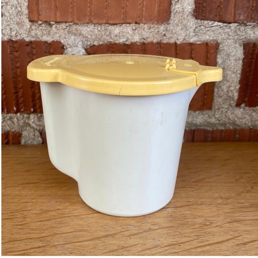 Retro mjölk/gräddkanna från Tupperware