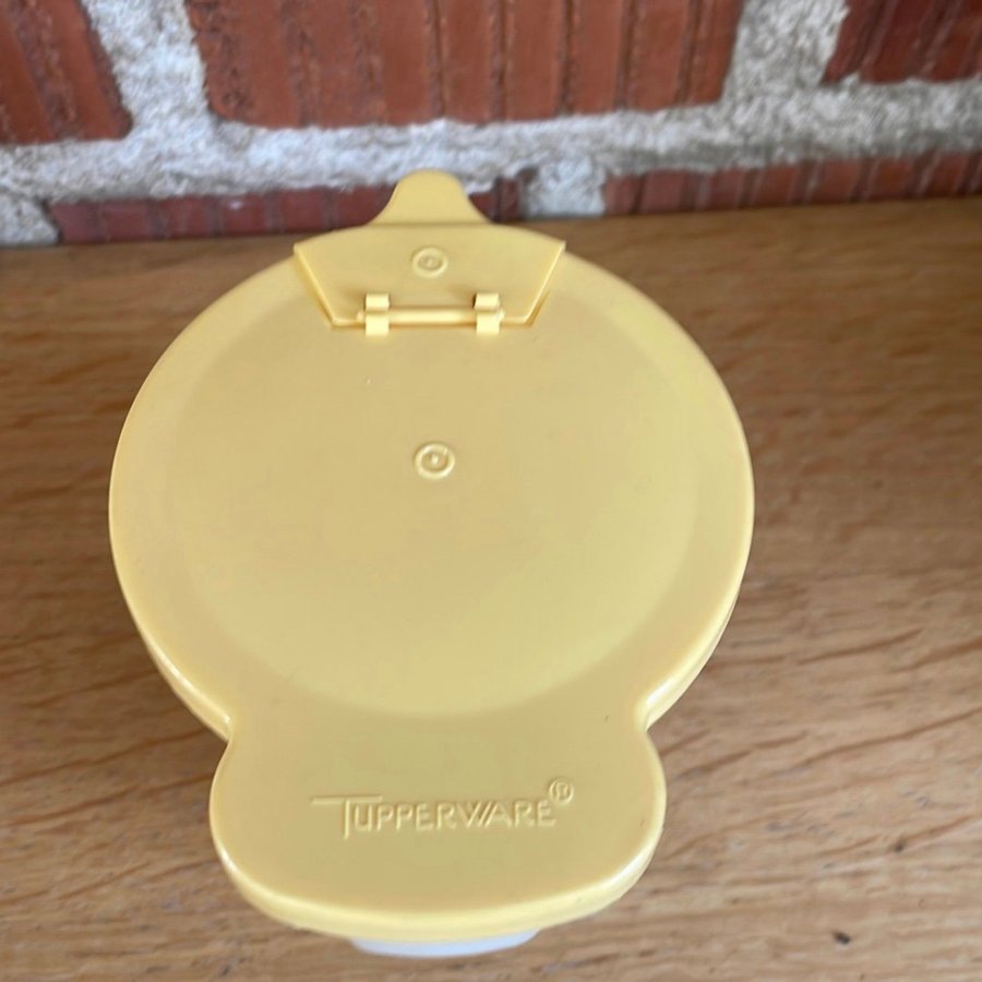 Retro mjölk/gräddkanna från Tupperware