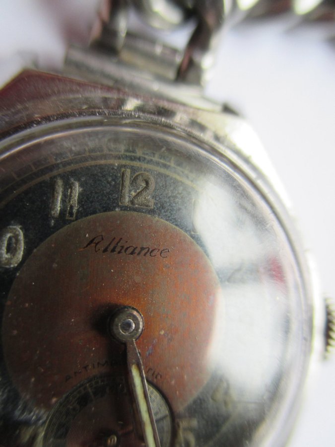 VINTAGE ARMBANDSUR HERR, ALLIANCE (WW KLOCKA?)