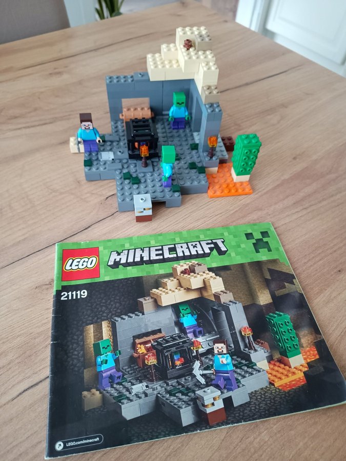 Lego Minecraft 21119 The Dungeon