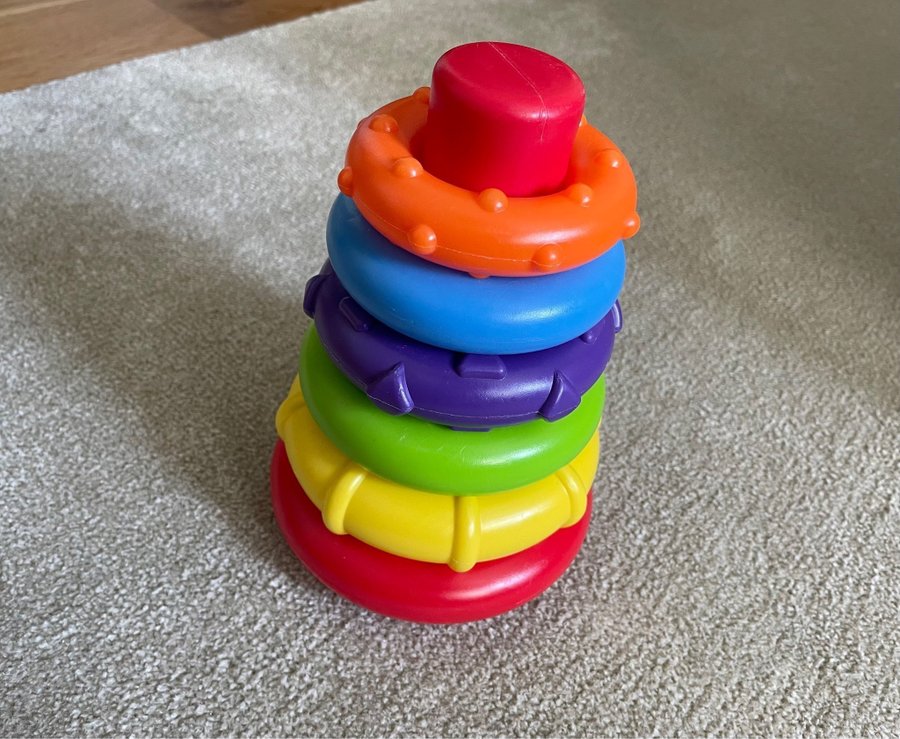 Playgro stapeltorn med ringar / Ringpyramid / Stapelringar