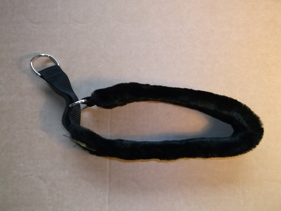 Hundhalsband halvstryp 52-60 cm svart mjuk fleece svart band guld broderier Ny