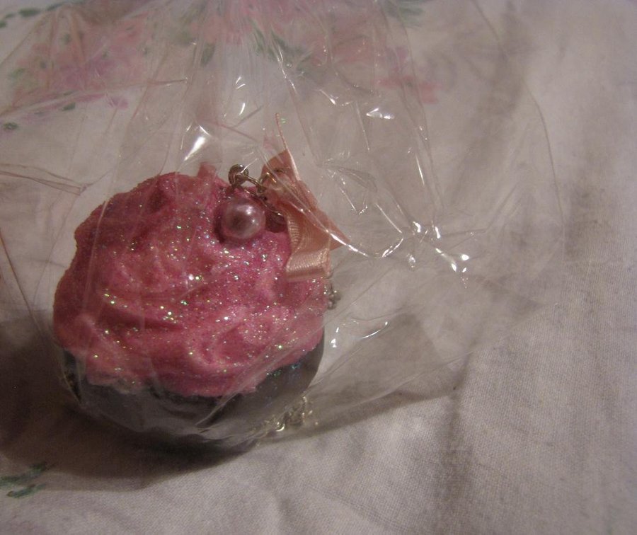 NYTT cupcake muffins halsband KAWAII brun rosa glittrigt pärla rosett modernt