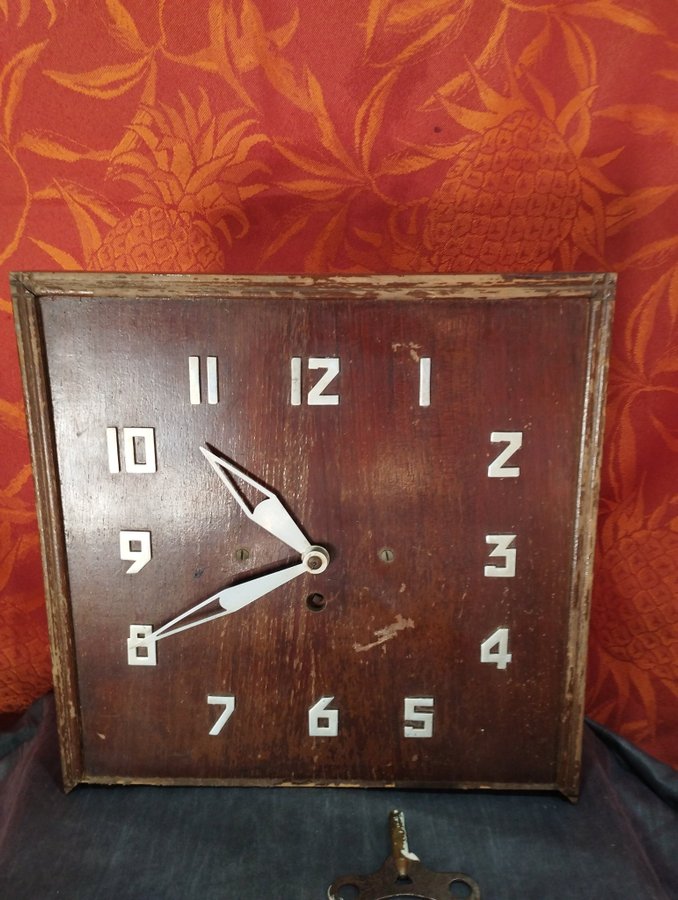 Art deco: antique square wooden mechanical wall clock