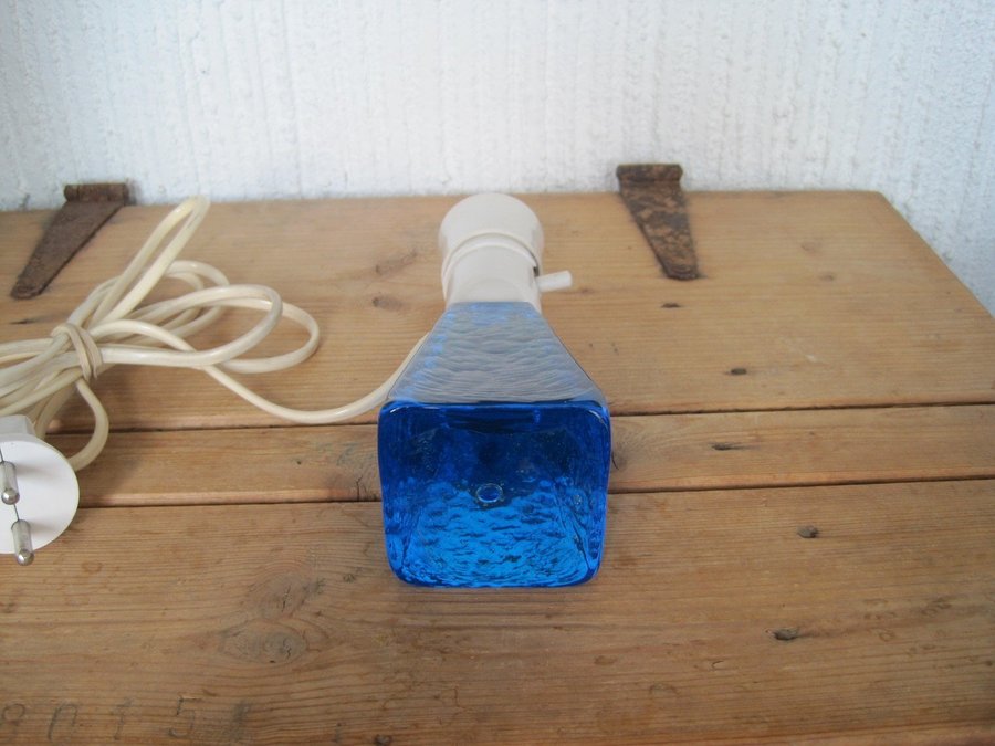 Vintage liten bordslampa lampfot blått glas