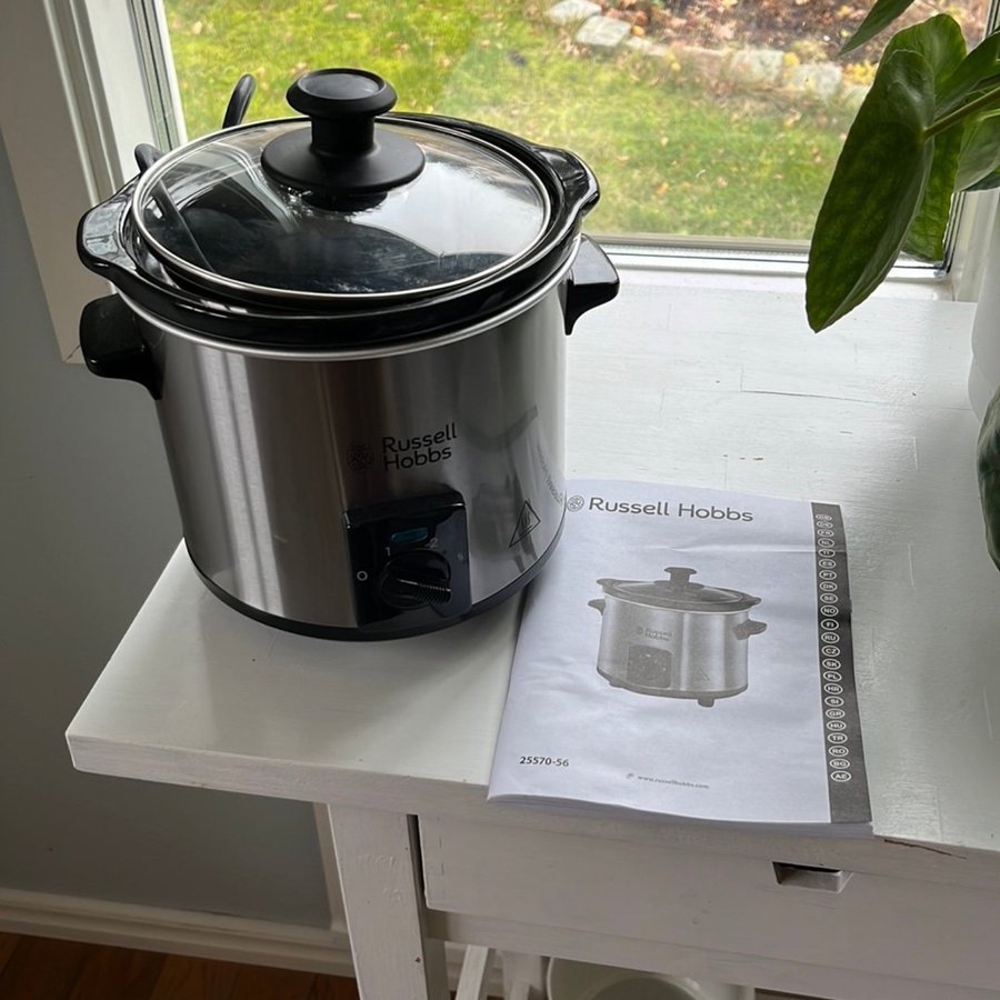 Slow Cooker Russel Hobbs 25570-56 ej använd