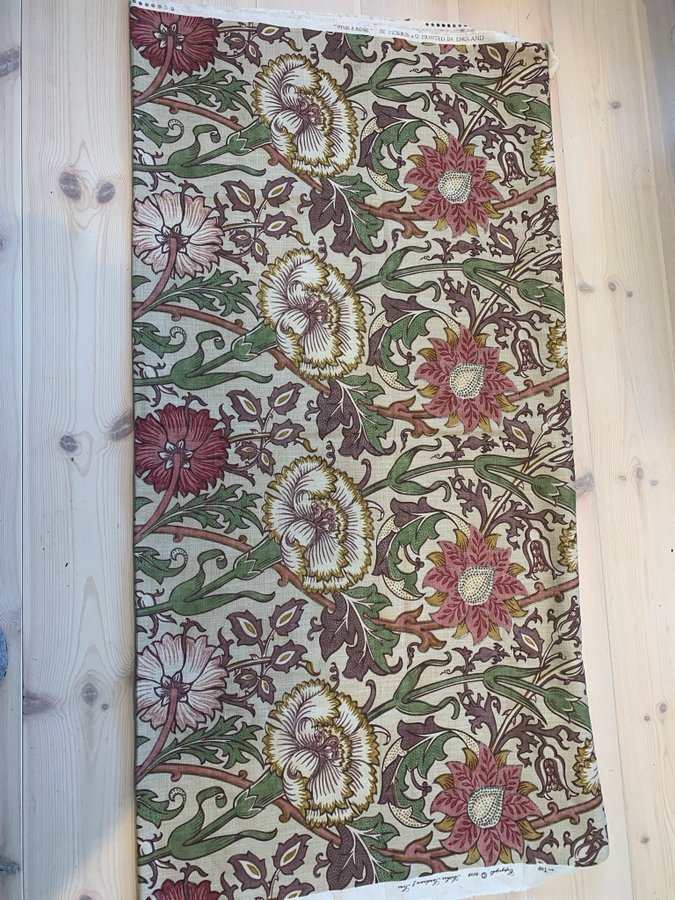 william morris  co tyg "pink  rose" 70x137cm