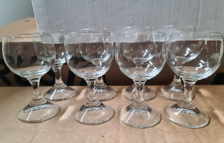 6 st Vackra och charmiga kupolglas snapsglas vintage