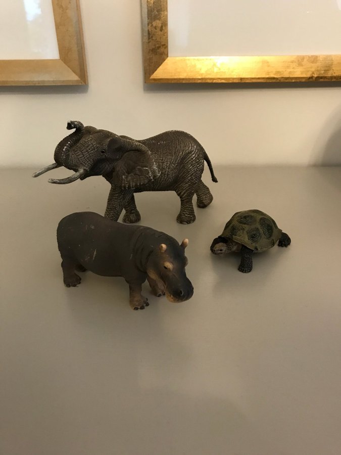 Tre Schleich djur, elefant, flodhäst och sköldpadda