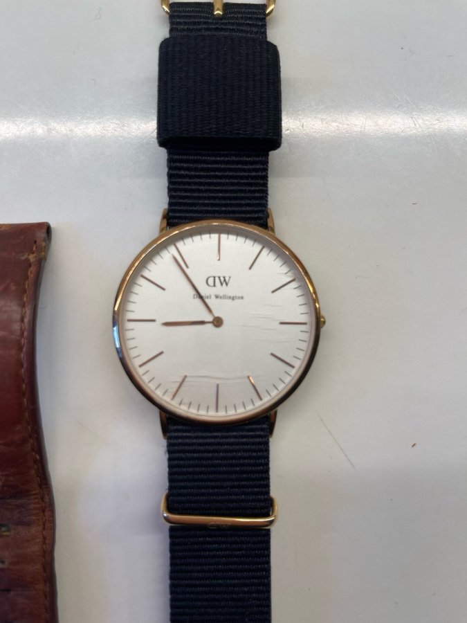 Daniel Wellington Classic Petite Melrose 32mm