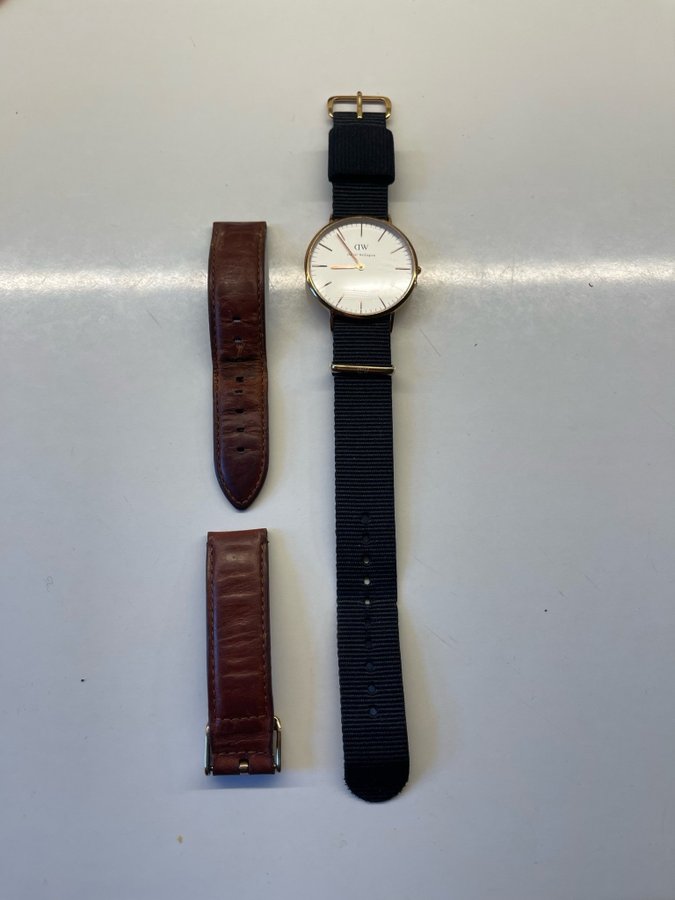 Daniel Wellington Classic Petite Melrose 32mm