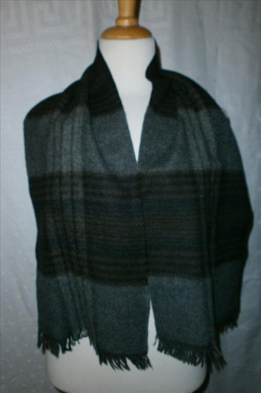 halsduk grå-brun halsduk av ylle vintage 60-70-tal oanvänd