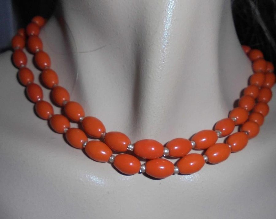 halsband av orange glas 2 rader vintage 50-tal