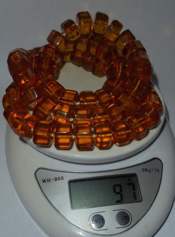 halsband av äkta baltisk bärnsten baltic amber