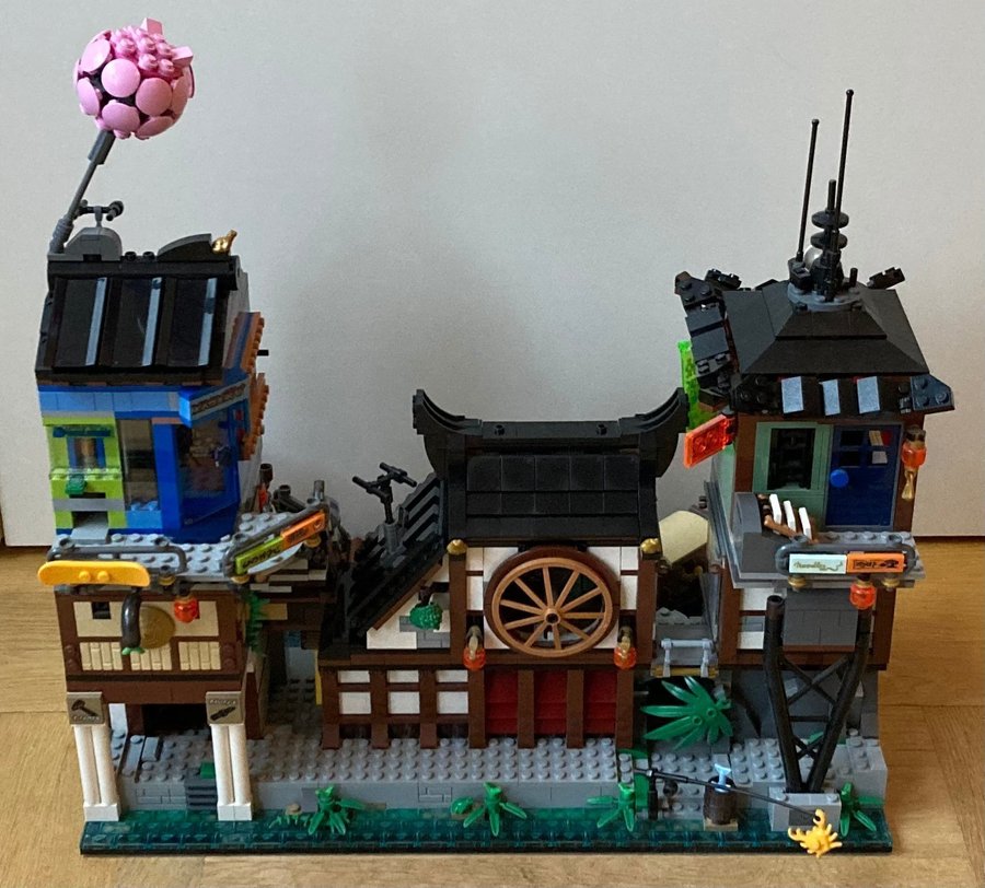 LEGO THE LEGO NINJAGO MOVIE - Ninjago City Docks - 70657 - Komplett