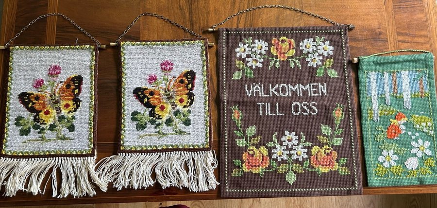 set med 4 st broderade väggbonader. twistsöm  korsstygn från förr