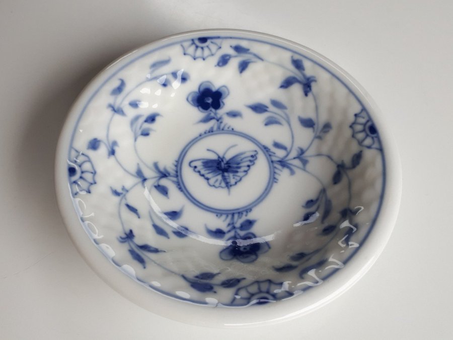 Rare Bing  Gröndahl Perfect BUTTERFLY Porcelæn Asiet. Porslin Fjäril Sommerfugl