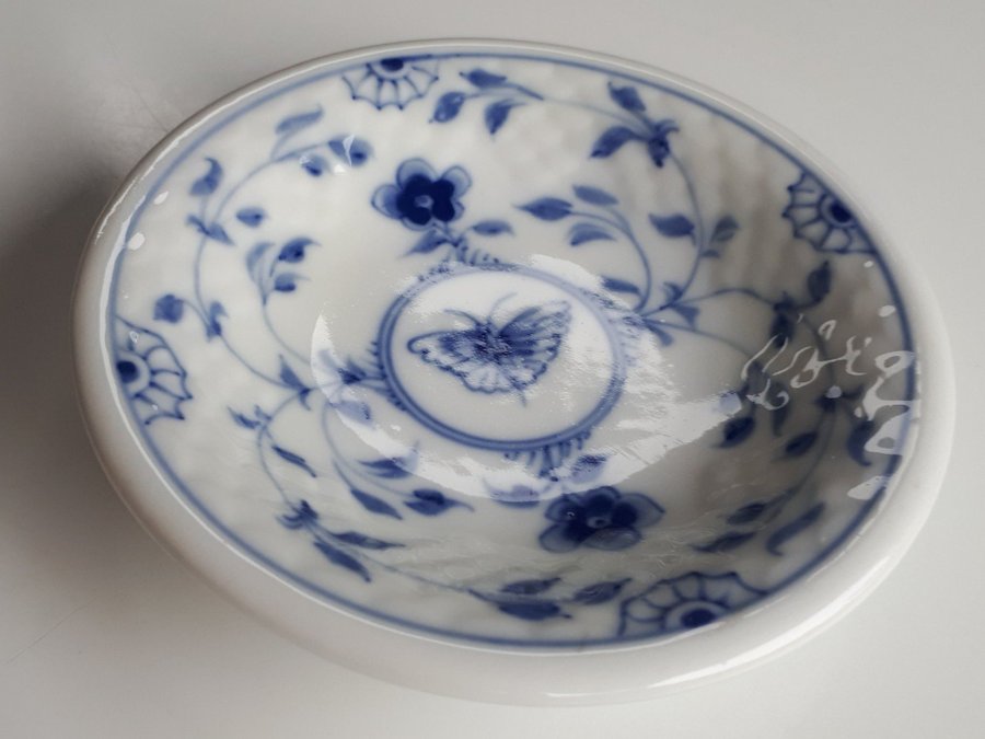 Rare Bing  Gröndahl Perfect BUTTERFLY Porcelæn Asiet. Porslin Fjäril Sommerfugl