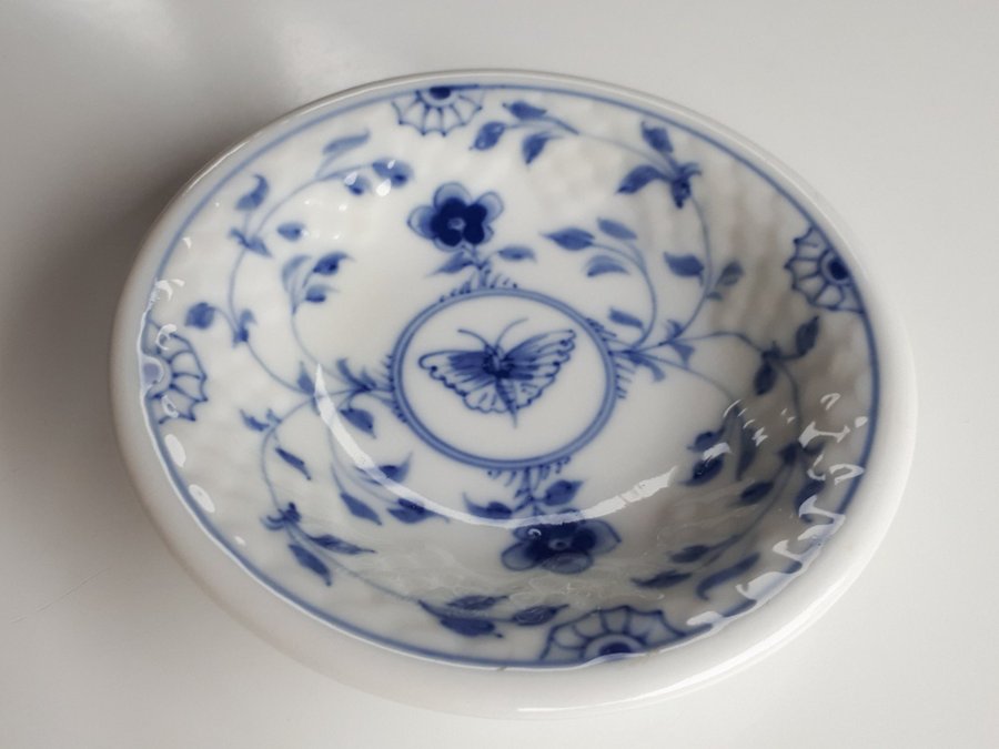 Rare Bing  Gröndahl Perfect BUTTERFLY Porcelæn Asiet. Porslin Fjäril Sommerfugl