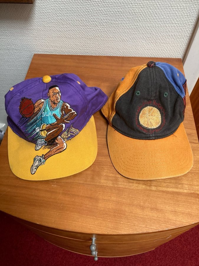 1990’s vintage cap Nike Hoop Heros and 1990’s Slam Dunk