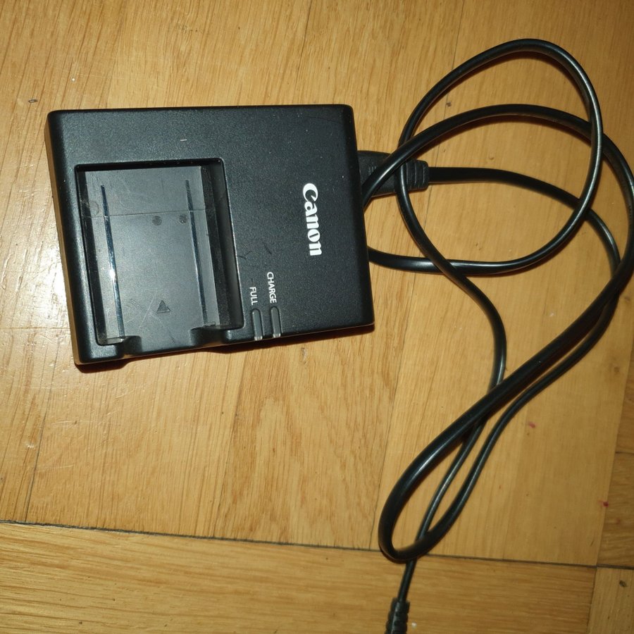 Canon Batteriladdare LC-E10E