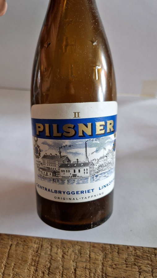 CENTRALBRYGGERIET LINKÖPING PILSNER ölknoppflaska